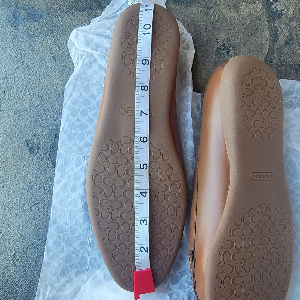 Coach Women's Darcie Soft Calf Flats Saddle color Size 10 M NIB - Picture 8 of 8